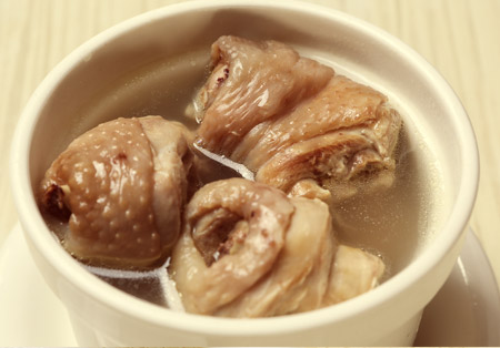 原盅雞湯